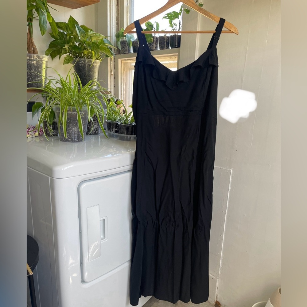 Long black Old Navy dresss